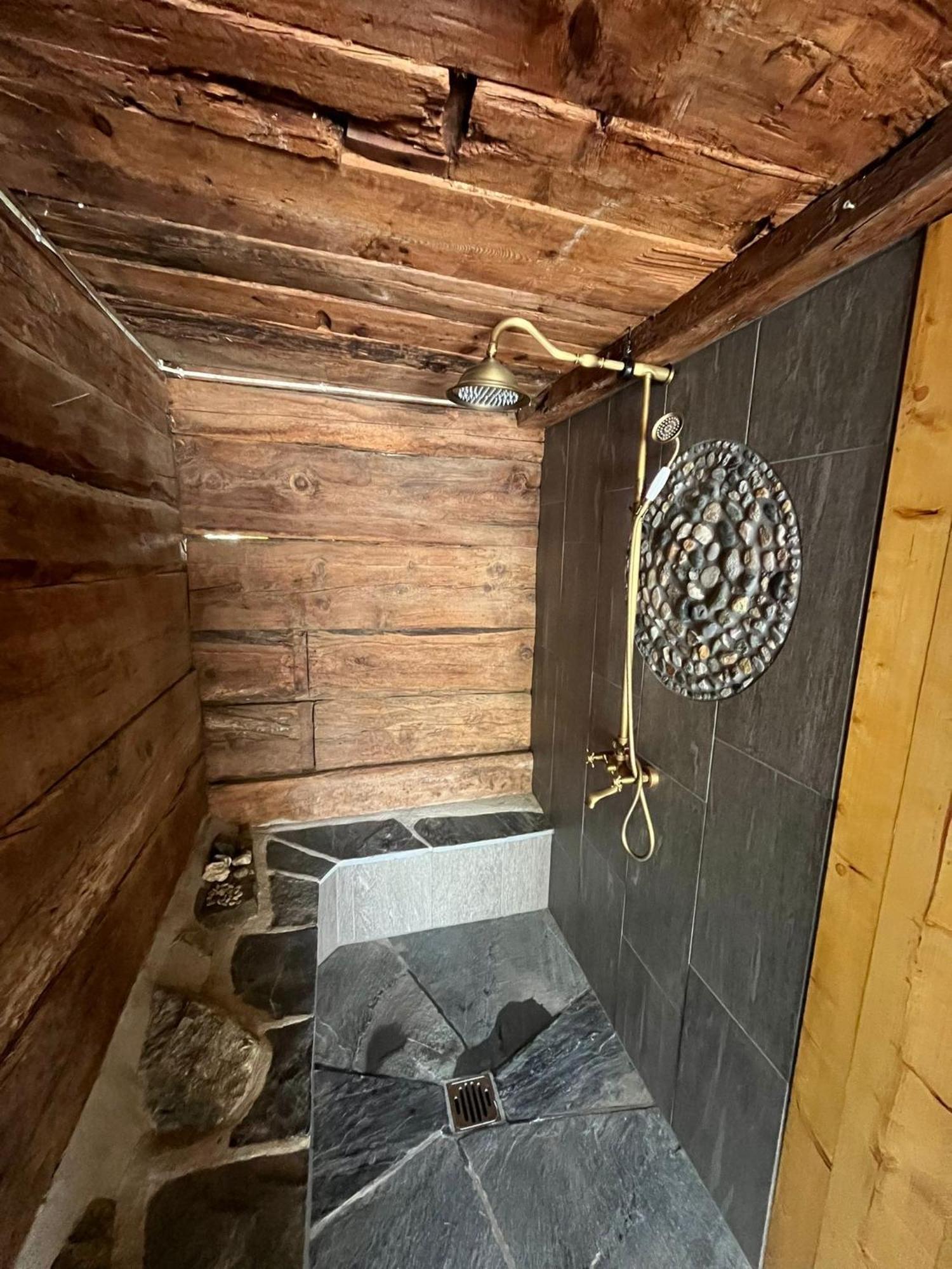 Chalet La Paz With Hotpot And Sauna Villa Torbel Ngoại thất bức ảnh